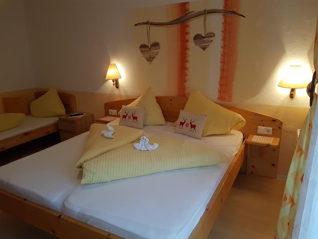 Gaestehaus Fernblick Заутенс Екстериор снимка